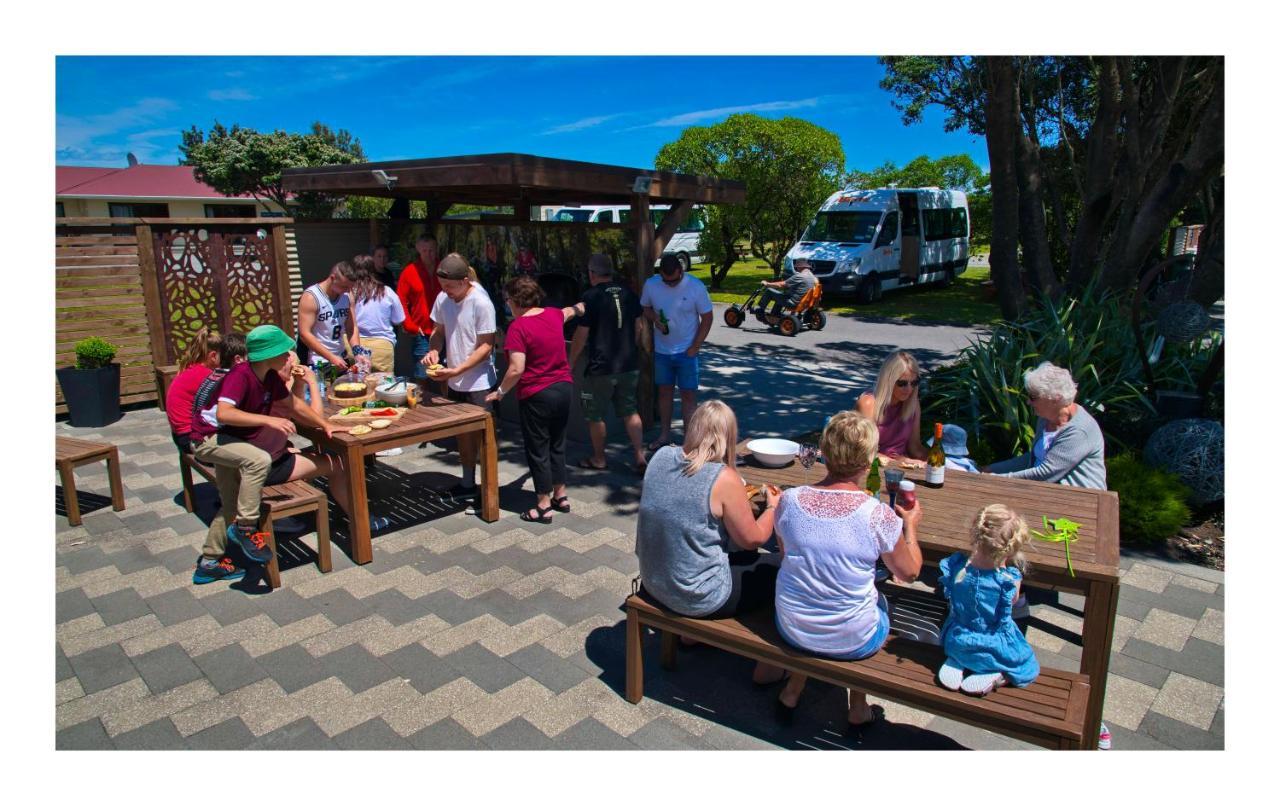 Greymouth Seaside Top 10 Holiday Park Exterior foto