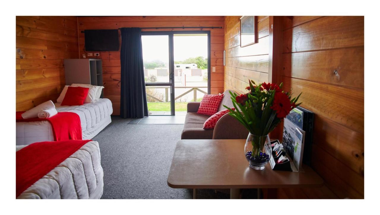 Greymouth Seaside Top 10 Holiday Park Exterior foto
